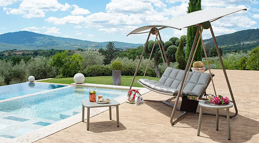 Emu Reel, divano dondolo e daybed outdoor