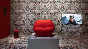 MOOOI Kiss Lounge Chair | Home furnishings outlet